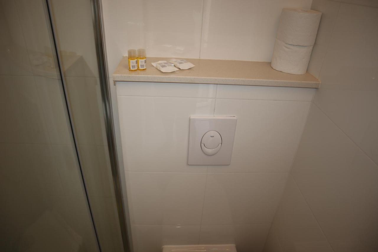 Apartments Iva Und Franka Омиш Экстерьер фото