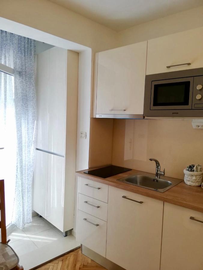 Apartments Iva Und Franka Омиш Экстерьер фото